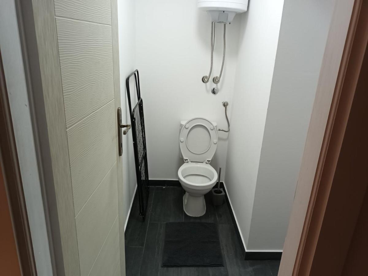 Aurora Apartamento Belgrado Exterior foto