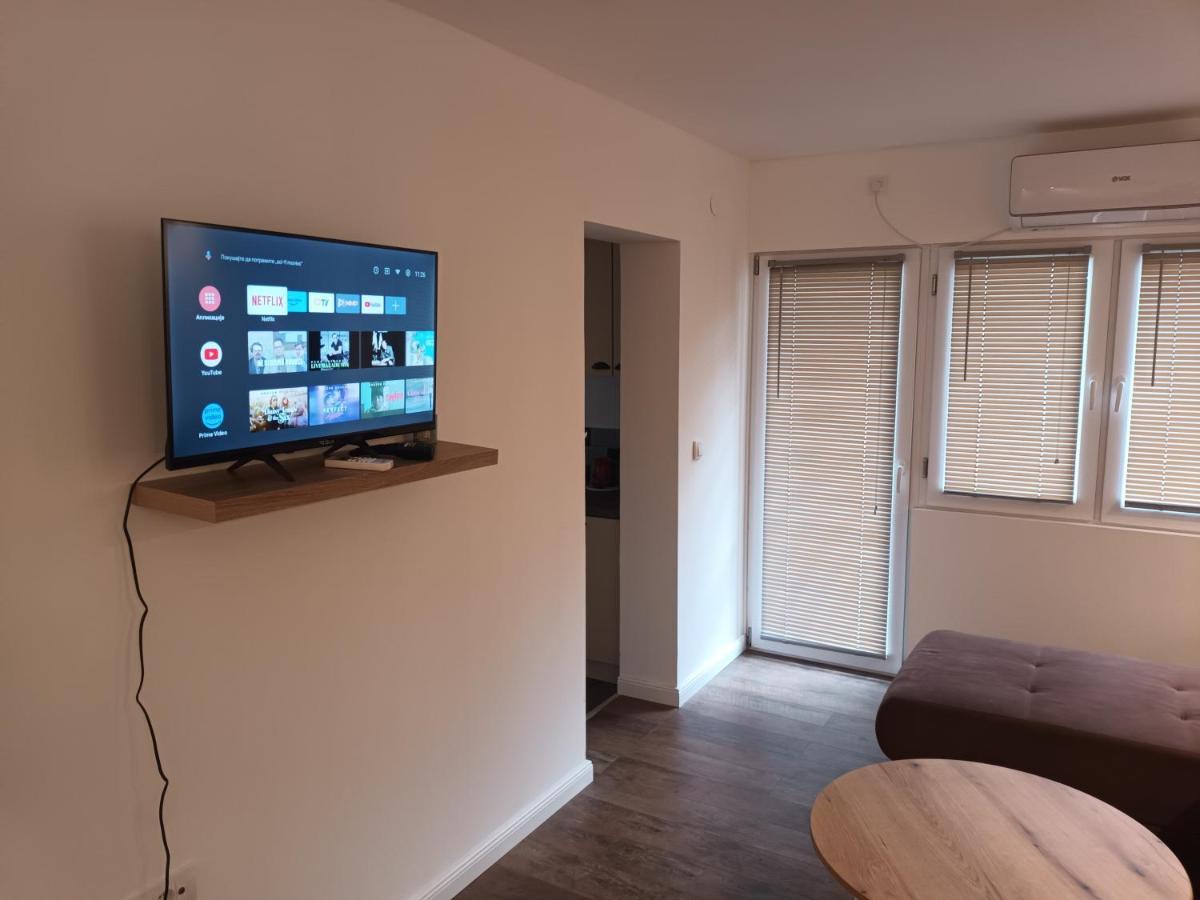 Aurora Apartamento Belgrado Exterior foto